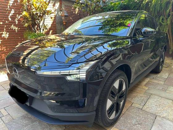 VOLVO EX30 51 KW ELÉTRICO CORE